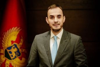 Konatar pita Spajića: Da li ćete podržati predlog GP URA o finansijskom obeštećenju za bivše radnike svih državnih preduzeća u stečaju