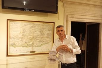 Kastelu nagrada "Književno pero" za knjigu godine