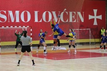 'Plave' preuzele prvo mjesto: Veliki obrti na Cetinju i u Tivtu, Trebjesa slavila u Ulcinju 'Plave' preuzele prvo mjesto: Veliki obrti na Cetinju i u Tivtu, Trebjesa slavila u Ulcinju