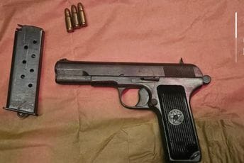 Uhapšen Podgoričanin: Sjedio naoružan u lokalu