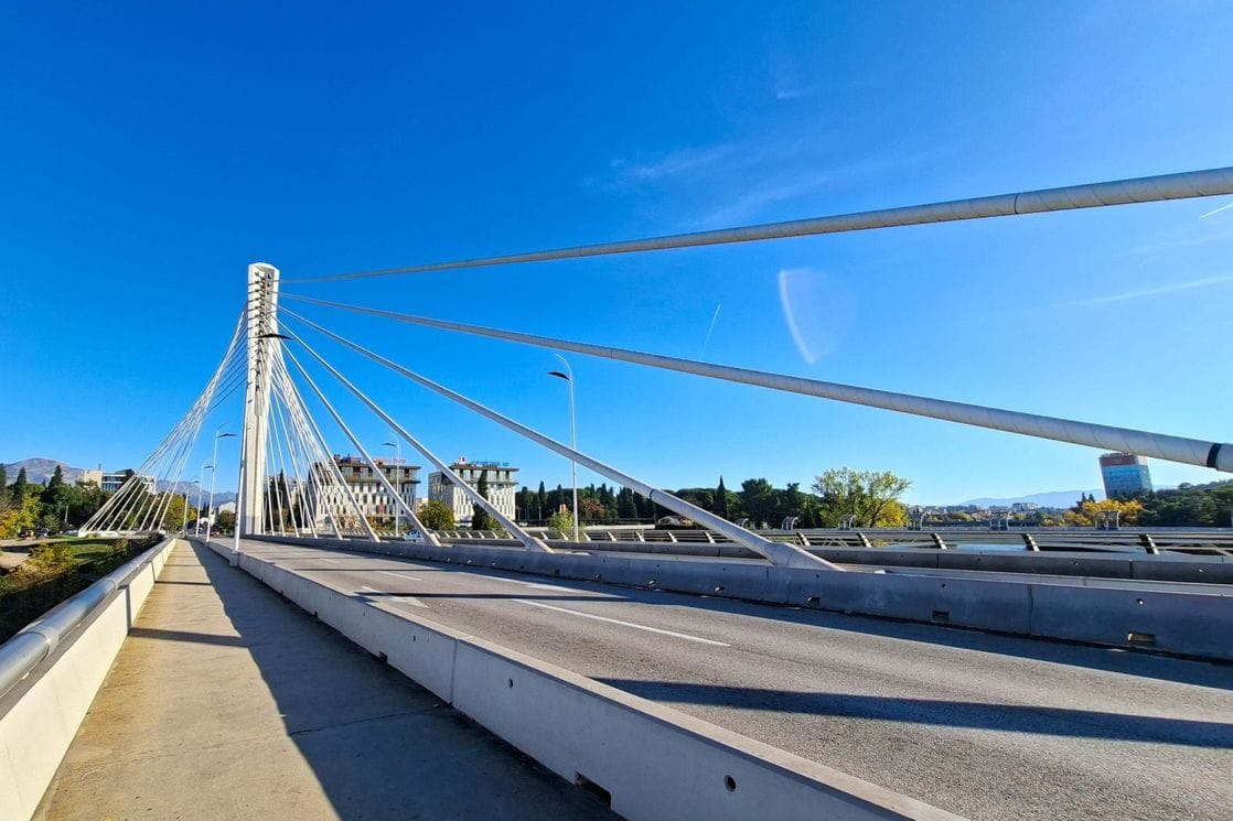 Danas sunčano i toplo, najviša dnevna temperatura do 26 stepeni