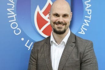 Stanišić: Marunović pokušava da falsifikuje istoriju, Podgorička skupština nije bila čin aneksije, već izraz volje većine naroda Stanišić: Marunović pokušava da falsifikuje istoriju, Podgorička skupština nije bila čin aneksije, već izraz volje većine naroda