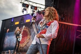 Kraj za čuvenog frontmena: Koverdejl pošao u penziju