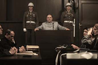 „Nuremberg“: Kritika oduševljena Raselom Krouom, ali ne i drugim glavnim likom