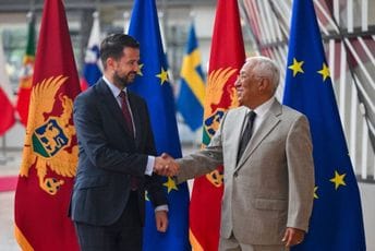 Košta pisao Milatoviću: „Vaše liderstvo je prepoznato u Evropi“ i zakazao sastanak za 17. decembar