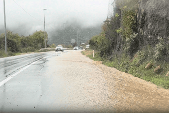 Poplavila jedna traka: Otežan saobraćaj na putu Bar - Ulcinj