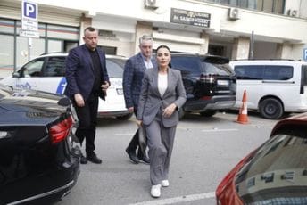 Albanija: Suspendovana vicepremijerka, zabranjeno joj da napušta državu