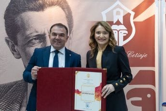 Dodijeljena nagrada "Aleksandar Leso Ivanović"; Jovetić: Crna Gora je naša prošlost, sadašnjost i budućnost Dodijeljena nagrada "Aleksandar Leso Ivanović"; Jovetić: Crna Gora je naša prošlost, sadašnjost i budućnost
