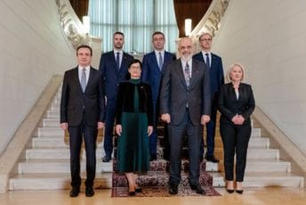 Spajić: Crna Gora nastavlja snažno da predvodi proces, građani konačno osjećaju konkretne benefite; Kos: Imate priliku da ispunite gotovo 100 odsto obaveza iz Plana rasta Spajić: Crna Gora nastavlja snažno da predvodi proces, građani konačno osjećaju konkretne benefite; Kos: Imate priliku da ispunite gotovo 100 odsto obaveza iz Plana rasta