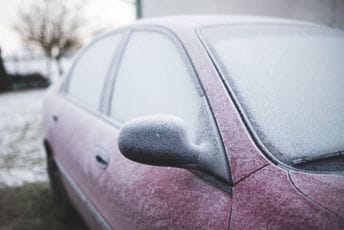 Evo zašto nije dobro prati automobil kada su temperature vani veoma niske