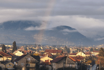 Fantastični prizori u Podgorici: Duga uljepšala tmuran dan (FOTO)