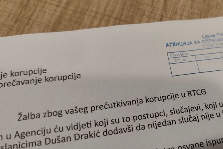 Vujović i dio zaposlenih u Javnom servisu pisali Drakiću i Savjetu ASK, tvrde da ćute na korupciju u RTCG: Ko vam veže oči?