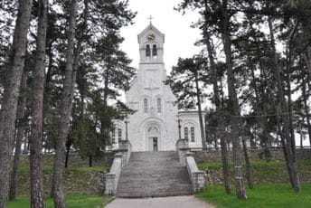Obijena Saborna crkva Svetog Vasilija Ostroškog u Nikšiću