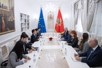 Nurković sa Gujouom: Trgovinska i infrastrukturna saradnja na zavidnom nivou, važan segment ukupnih bilateralnih odnosa Nurković sa Gujouom: Trgovinska i infrastrukturna saradnja na zavidnom nivou, važan segment ukupnih bilateralnih odnosa