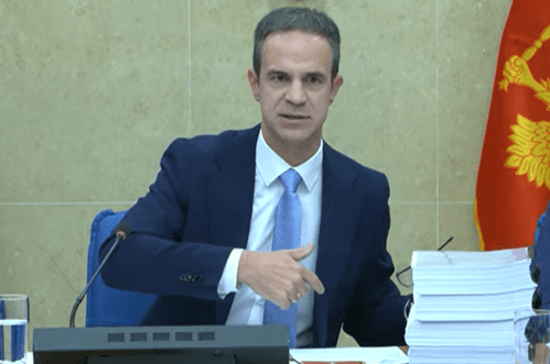 Mugoša traži saslušanje Šimuna, predstavnika IJZ, UNICEF-a, SZO, Udruženja pedijatara i Asocijacije za prevetnivnu pedijatriju