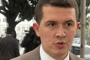 Raković: Katnić je ukazao da je Šoškić otuđio skaj komunikacije iz Čađenoviće kancelarije, dao ih medijima i tako pripremio teren za hapšenje