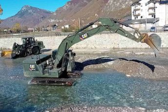 Uklonjen višak riječnih nanosa i sprudovi nizvodno od kolskog mosta: Završena sanacija korita rijeke Grnčar Uklonjen višak riječnih nanosa i sprudovi nizvodno od kolskog mosta: Završena sanacija korita rijeke Grnčar