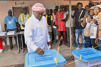 Haos u afričkoj državi: Vojska izvela prevrat, zarobili predsjednika države