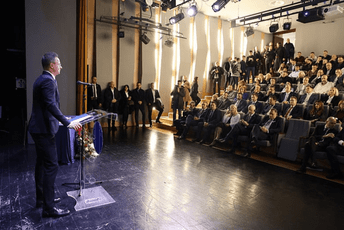 Sijarto: To da je Ukrajina spremnija za EU od zemalja Zapadnog Balkana je jedan loš vic Sijarto: To da je Ukrajina spremnija za EU od zemalja Zapadnog Balkana je jedan loš vic