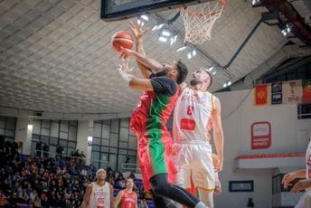 Početak za zaborav: Portugal ubjedljiv u "Morači", druga i treća četvrtina za glavobolju Početak za zaborav: Portugal ubjedljiv u "Morači", druga i treća četvrtina za glavobolju