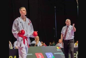 Vojinović zaustavljen u osmini finala, Dulović i Mikulić u grupi Vojinović zaustavljen u osmini finala, Dulović i Mikulić u grupi