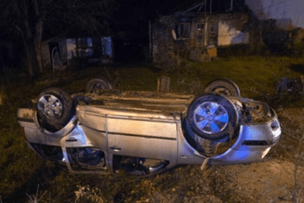Udes kod Bijelog Polja: Povrijeđene dvije žene, automobil završio na krovu