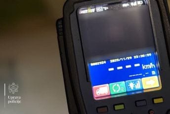 Hapšenja na jugu države: Operativno interesantna lica vozila pod dejstvom alkohola, narkotika, bježali, vrijeđali i prijetili policiji