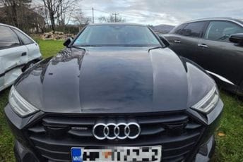 Uhapšeni Nikšićani, od jednog oduzet audi A7: Policija pronašla još tri osobe sa potjernica