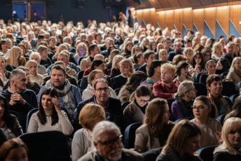 Počeo DEUS 2025: Otvoren festival pozorišne režije „Jagoš Marković”, pred podgoričkom publikom još 20 programa