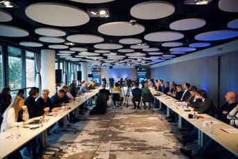 Bakić: Problem nastaje kada je javni servis za jednu grupu 'dobar', a za drugu apsolutno loš; Vardjan:Javni servisi pripadaju nama, svima koji ih finansiramo