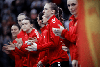 Njemice nemilosrdne: Crna Gora gubi 12:3 (22. MINUT) Njemice nemilosrdne: Crna Gora gubi 12:3 (22. MINUT)