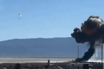 Srušio se američki F-16, pilot uspio da se katapultira: Pogledajte trenutke pada aviona (VIDEO)