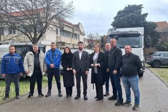 Budva: Jovanović Komunalnom preduzeću uručio novu mehanizaciju i opremu Budva: Jovanović Komunalnom preduzeću uručio novu mehanizaciju i opremu