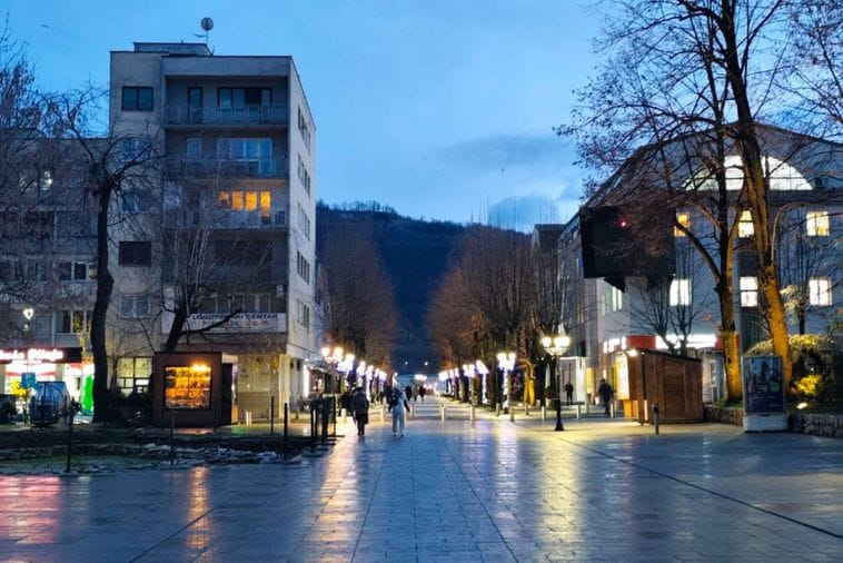DPS Bijelo Polje: Dati do 10.000 subvencija na stambene kredite mladim parovima DPS Bijelo Polje: Dati do 10.000 subvencija na stambene kredite mladim parovima