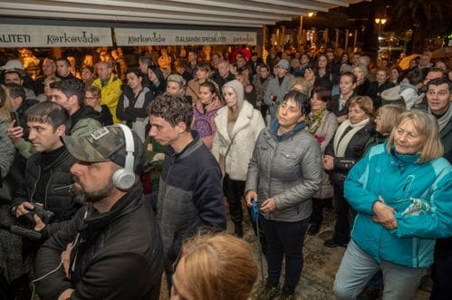 Održan protest Sindikalne organizacije Budvanske rivijere za očuvanje Slovenske plaže