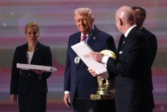 Kad već ne može Nobelova: Tramp dobio nagradu za mir od FIFA-e