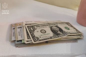 Bosanka i Hrvatica 'operisale' po Kotoru: Terete ih za krađu novca od stranaca (FOTO)