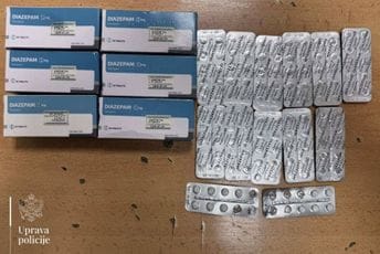 Procesuirana dva albanska državljanina: Pokušali da prokrijumčare preko 300 tableta i rezani duvan