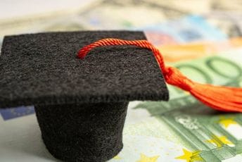 Počela isplata stipendija za srednjoškolce i studente RE populacije