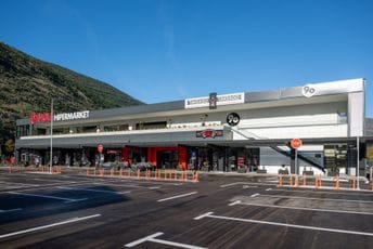 Uz specijalno niske cijene otvoren Voli hipermarket u Igalu Uz specijalno niske cijene otvoren Voli hipermarket u Igalu