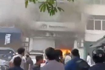 (VIDEO) Džakarta:  U požaru u zgradi poginulo najmanje 13 osoba
