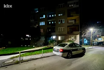 Muškarac izboden nožem u stanu u Tuzli: Ljekari mu se bore za život