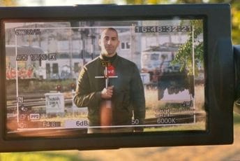 Iza osmijeha s malih ekrana