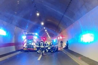 Došlo do zapaljenja vozila na autoputu: Saobraćaj u prekidu iz pravca Podgorice