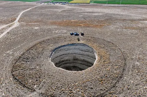 Turska: Otvara se sve više ogromnih rupa u zemlji – stručnjaci pojasnili i zašto se to dešava