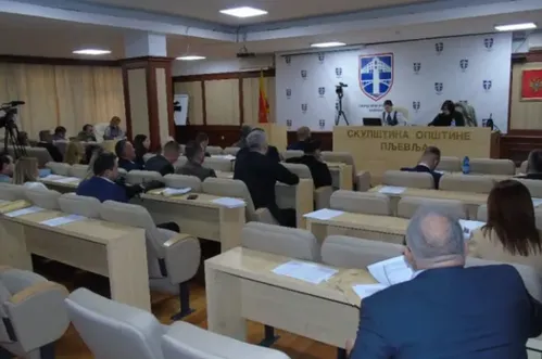 Održana hitna sjednica SO Pljevlja: Traže subvencije za struju i nabavku klima za domaćinstva