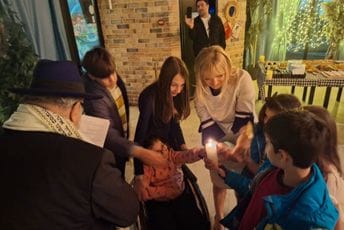 U prostoru buduće sinagoge simbolično obilježena druga noć Hanuke