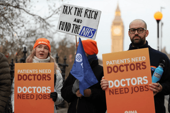 Štrajk ljekara u Engleskoj: Traže veće plate, tvrde da je zdravstveni sistem preopterećen