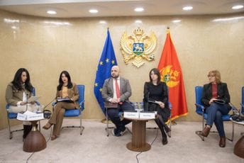 Popović: Žene iz javnog života ne smiju biti prepuštene same sebi; Božović: Na dnevnom nivou se suočavaju sa govorom mržnje