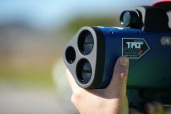 Uhapšena dva Podgoričanina: Jedan vozio brzinom 144 km/h, drugi sa dva promila alkohola